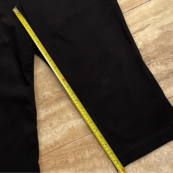 Marla Wynne Women's Elastic Waist Capri Size 20W Black Stretch Pull-On - Picture 3 of 11